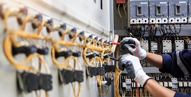 Professional Electrician technician working in North Little Rock, AR